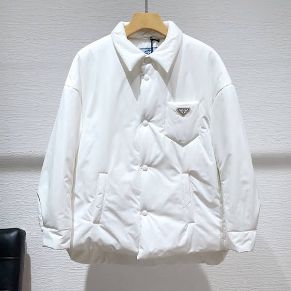 高品質プラダ Re-Nylon パデッドジャケット ブルゾン フェイク 2色 pux84041